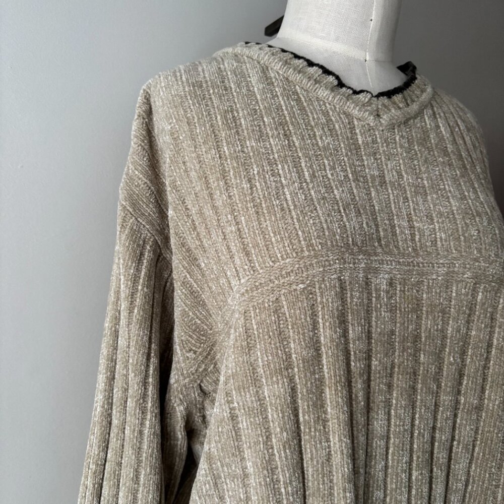 SALE 1990s Soft Chenille Sweater | Vintage Boxy Beige Knit - Picture 2 of 5
